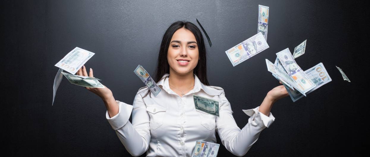 How to Make Money While You Sleep in 2022