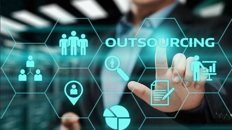 How to Screw up IT Outsourcing in 10 Easy Steps