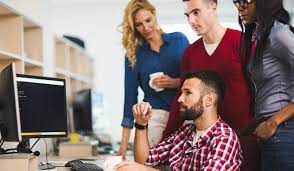 14 Tips to Build a Highly Efficient Software Team for Your Startup