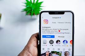 Real Instagram followers but design your Instagram posts by using Templates