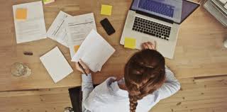 Insourcing vs. Outsourcing – The Detailed Comparison