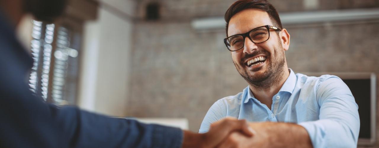 6 Online Business Ideas (With Minimal Investment)