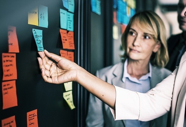 Истинная и ложная многозадачность: почему мы продолжаем мультитаскать и что с этим делать