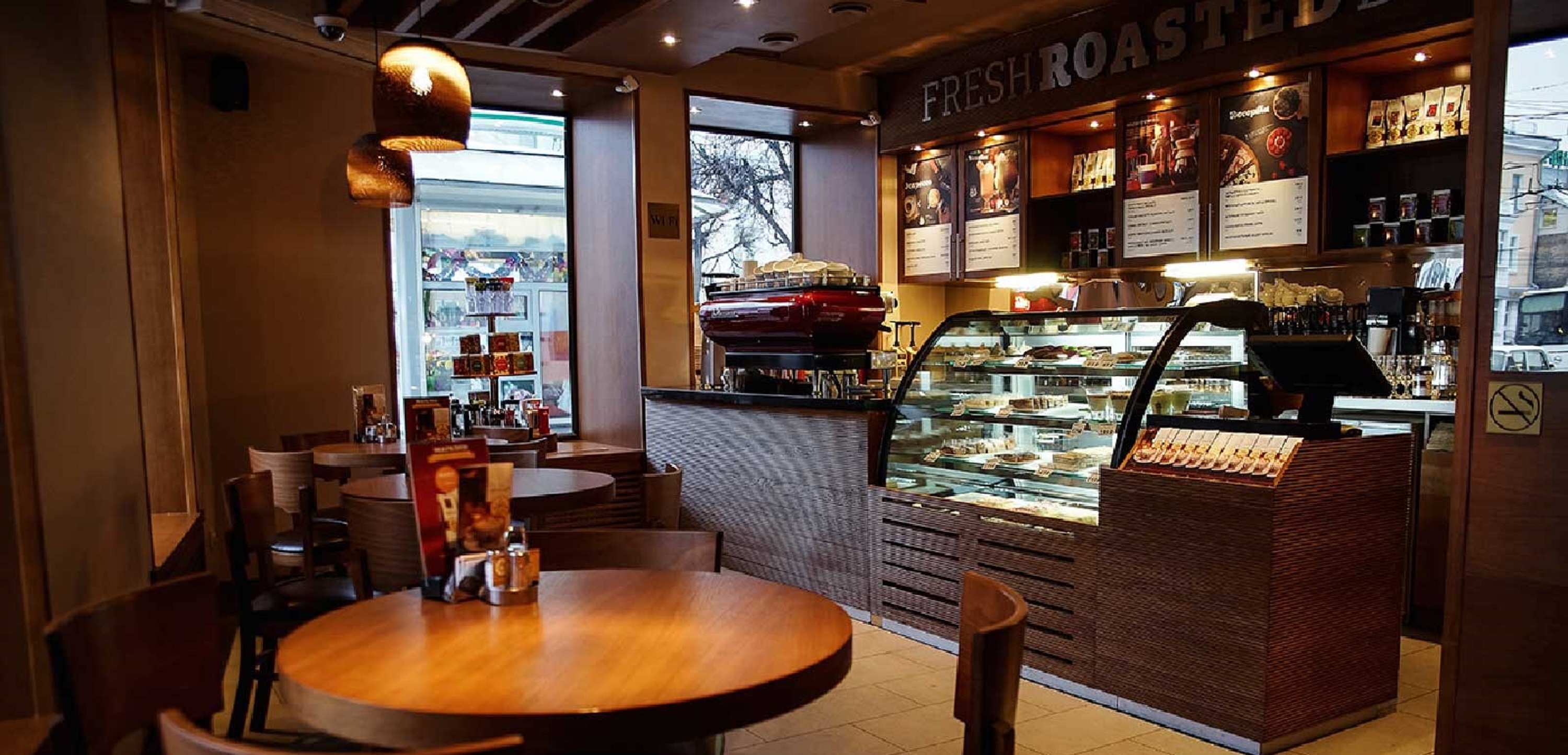 ТОП-8 лучших франшиз кофеен в России: сколько стоит, как открыть