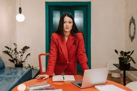 Top 10 Innovative Business Leaders to Follow