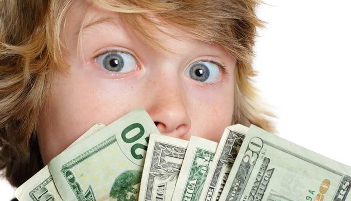 Как научить ребенка финансовой грамотности: практические советы для родителей