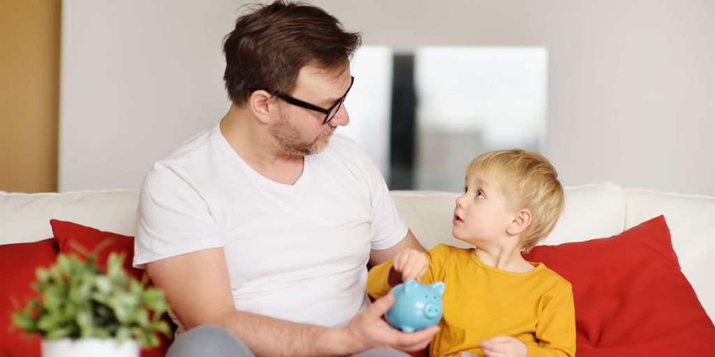 Как научить ребенка финансовой грамотности: практические советы для родителей