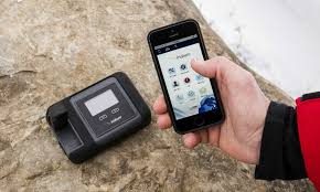 6 Features to Check Before Buying a Satellite Phone
