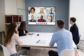 Best Strategy for Using AV Technology in Hybrid Workplaces