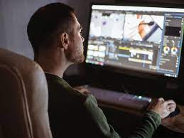 Benefits of Using Video Editing Software for Marketing