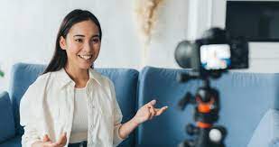 Top 12 Tips Social Media Influencers Make Money