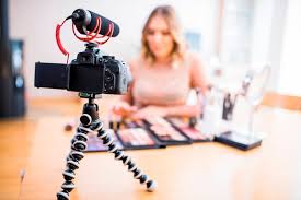 Инфлюенсеры: кто это и как с ними работать