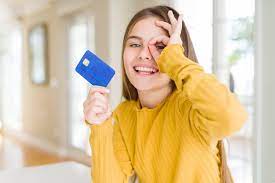 Банковские карты для детей: критерии выбора и обзор тарифов