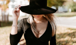 Как стать душой любой компании: 9 ценных советов психологов