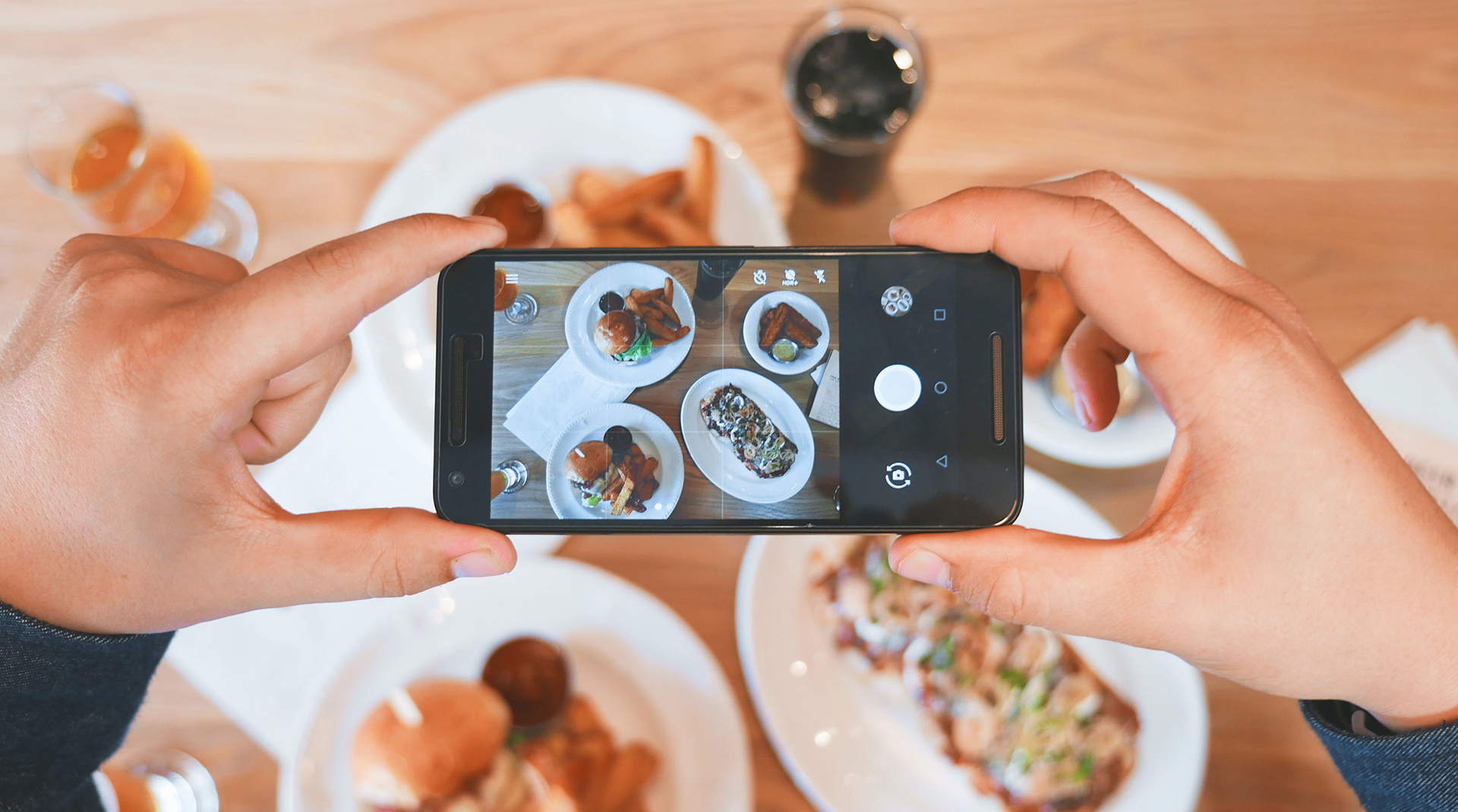 Сторисмейкер — кто это и что делает, сколько зарабатывает, где учиться