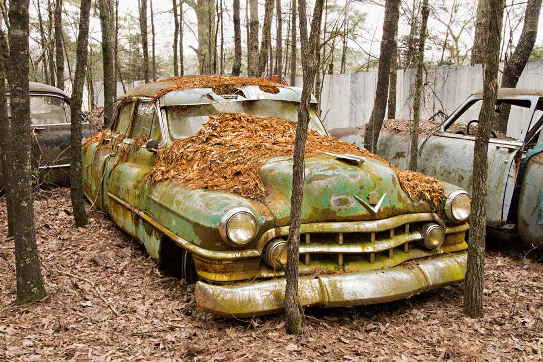 What Happens to Your Junked Car in A Scrap Yard?