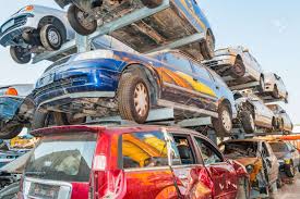What Happens to Your Junked Car in A Scrap Yard?