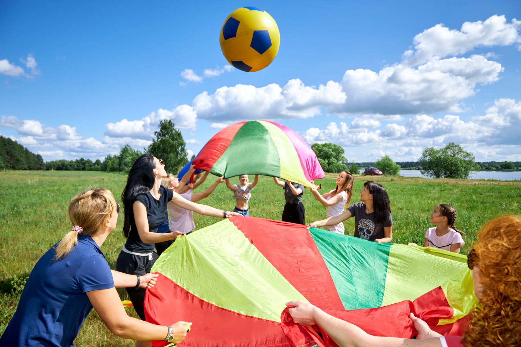 Тимбилдинг: что это такое, как и где провести