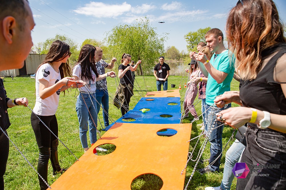 Тимбилдинг: что это такое, как и где провести