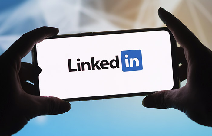 How to Export LinkedIn Contacts With Emails