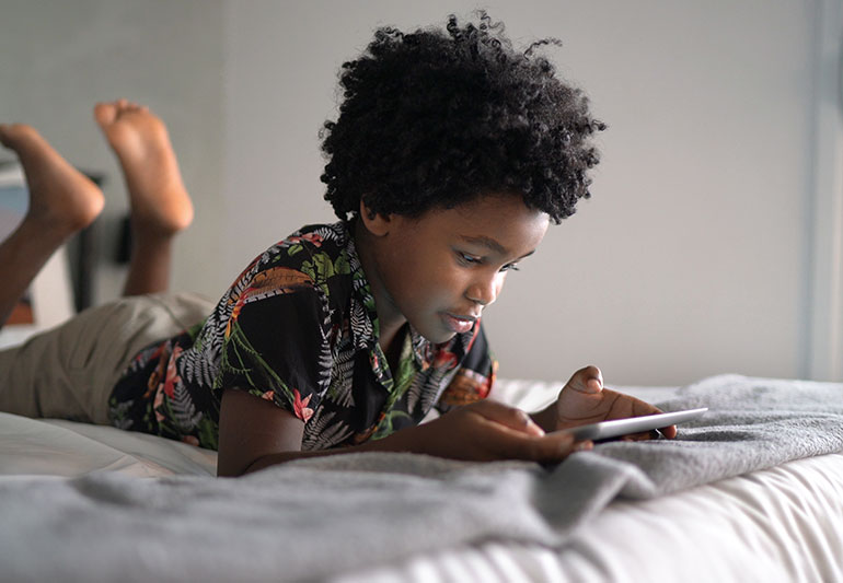 What are the Negative Side effects of too much screen time?