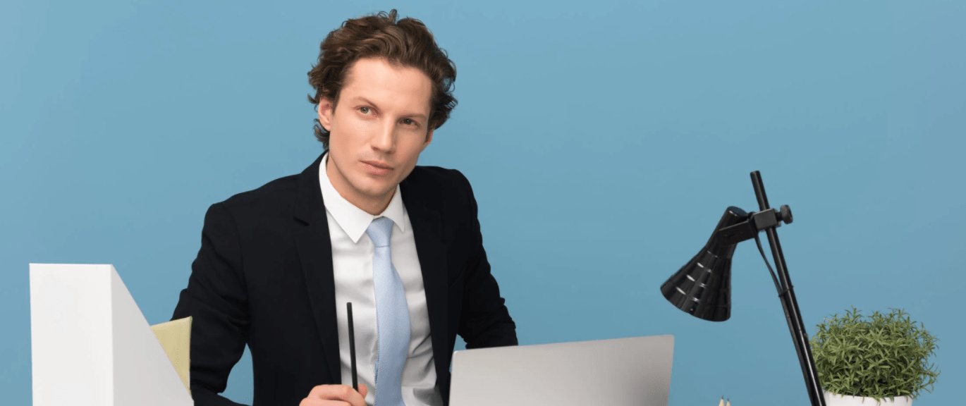 Кто такой тендерный специалист: суть профессии, навыки и умения и как им стать