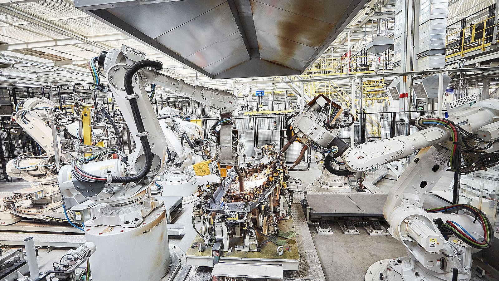 Top 6 Leading Industrial Robot Trends