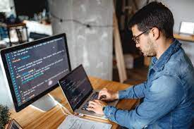 4 Tips to Advance Your Career in Software Development