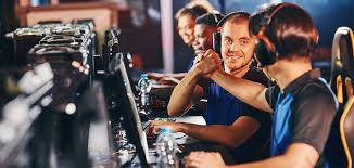 Valorant’s Brilliant Marketing: What a Video Game Can Teach Us About New Product Launch Strategy