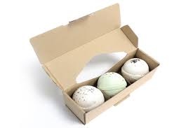 Why You Should Carry Bath Bomb Boxes for the Success of the Cosmetic Business?