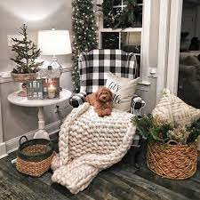 10 идей, как украсить квартиру к Новому году