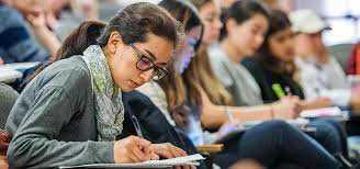 Top Reasons to Motivate You in Enrolling in an Economics Class