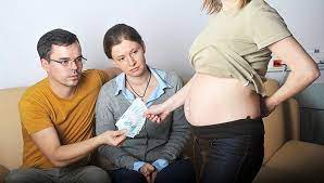 Сколько зарабатывает суррогатная мама