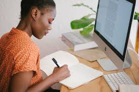 In-House vs. Outsourced Data Annotation Projects