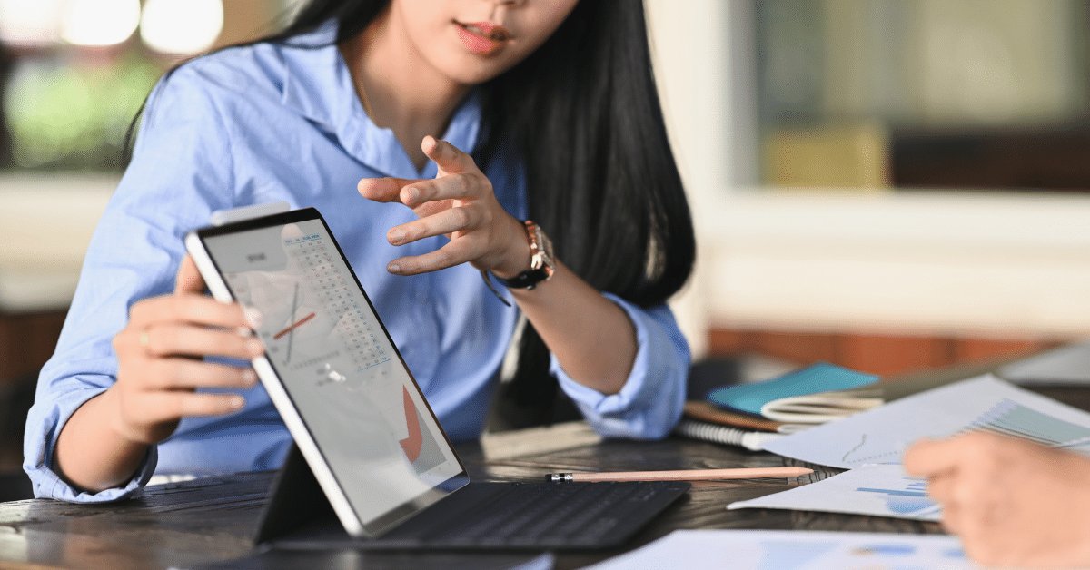 Who Is A Business Growth Consultant & Why Hire One?