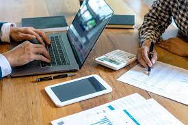 Who Is A Business Growth Consultant & Why Hire One?