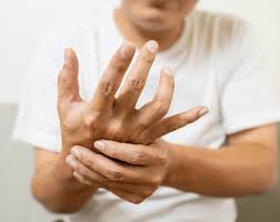 Different Stages of Parkinson’s Disease, Early Diagnosis, and Treatments