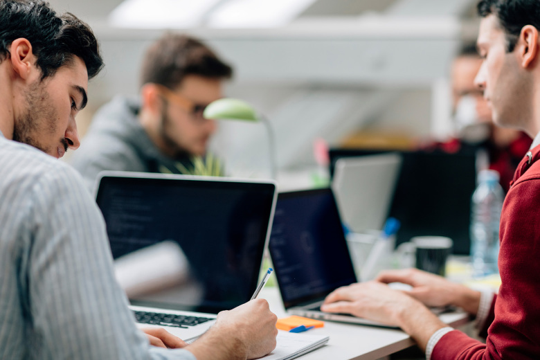 40+ курсов тестировщиков программного обеспечения (ПО): платные и бесплатные онлайн-занятия