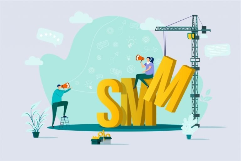 Человек устраивает строительство снаружи, поблизости расположены растения.