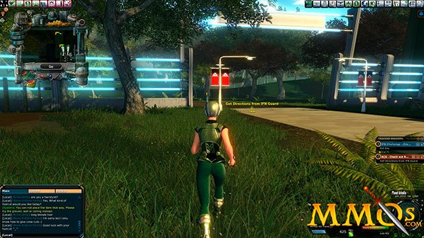 Человек на фоне травы, на открытом воздухе, окруженный растениями.