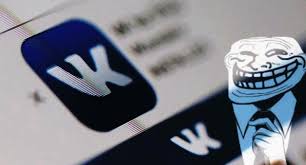 Символическое лого с текстом - SEO-оптимизированный альттекст для изображения.