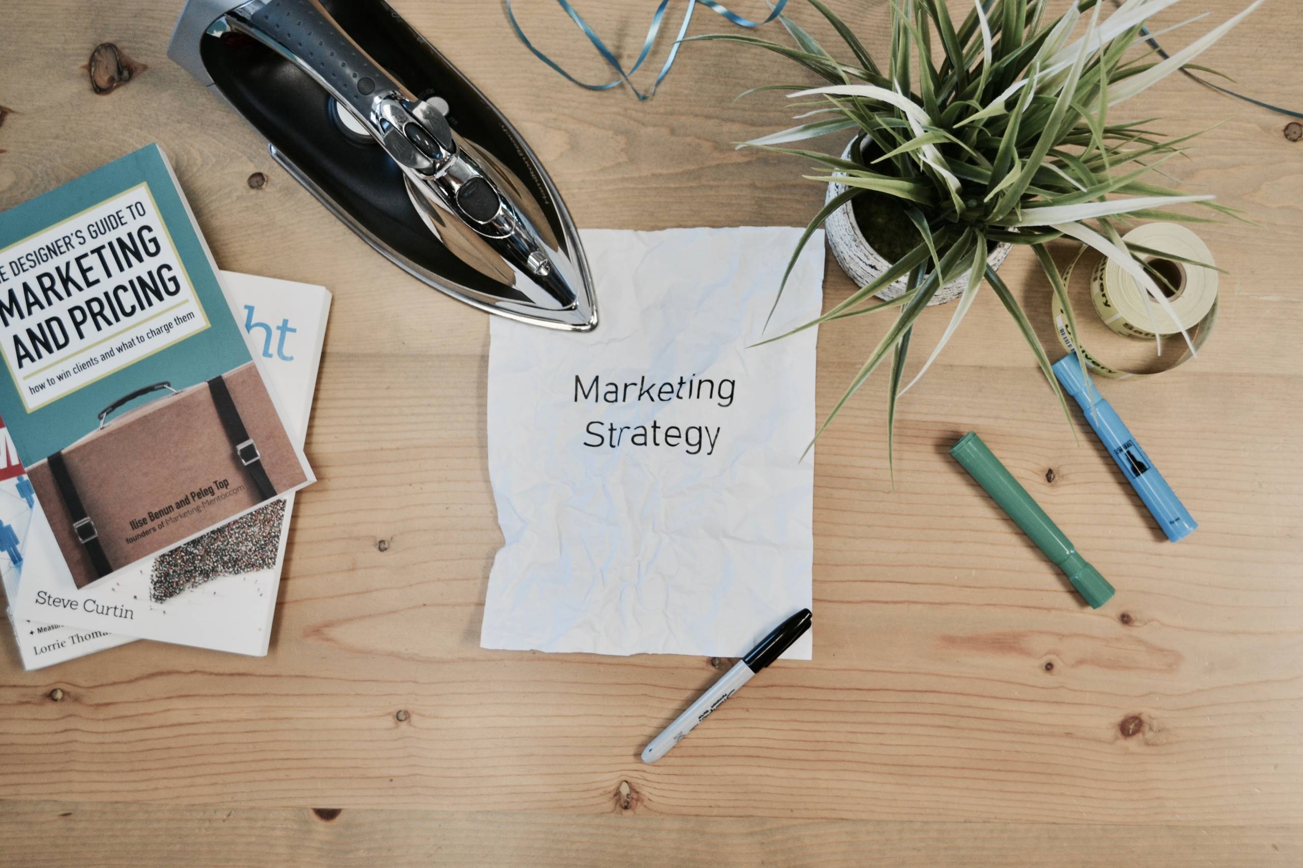 Define a Marketing Strategy for your Startup by following these 11 steps