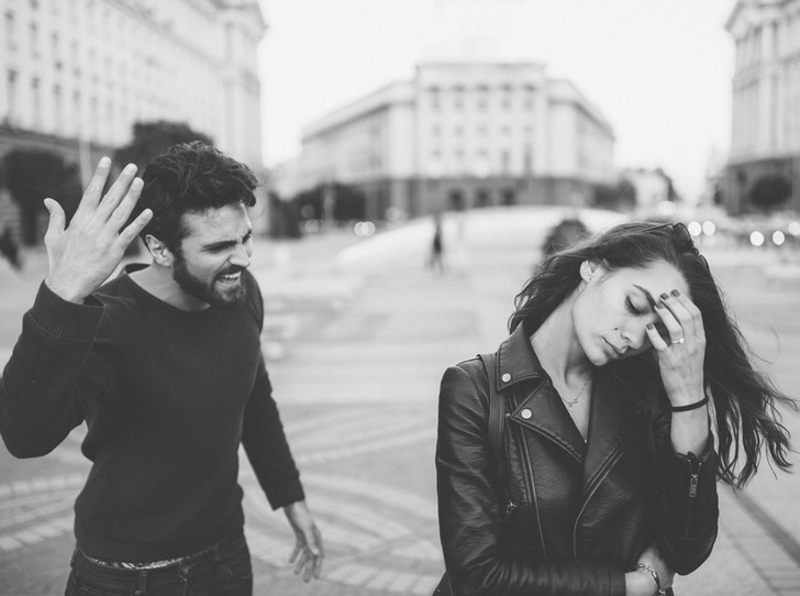 Кто такой абьюзер, как распознать в человеке абьюзивное поведение и что с этим делать