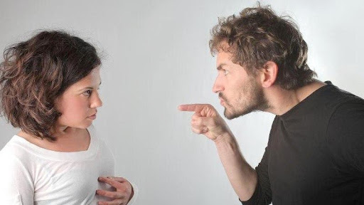 Кто такой абьюзер, как распознать в человеке абьюзивное поведение и что с этим делать