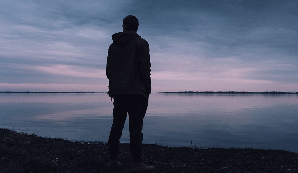 Чувство одиночества – что это такое, как его принять и обезвредить