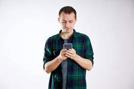 Заработок на рефералах: особенности деятельности, способы привлечения и сервисы-партнеры