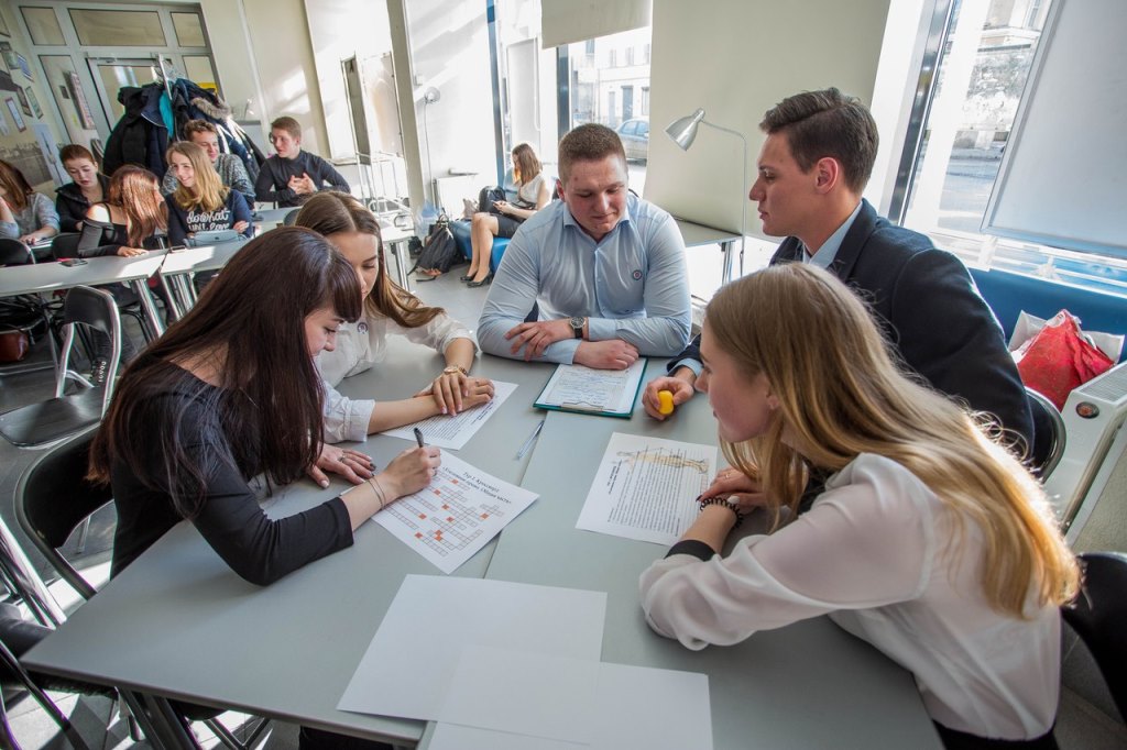 Choosing a B2B Wholesale Marketplace Solution