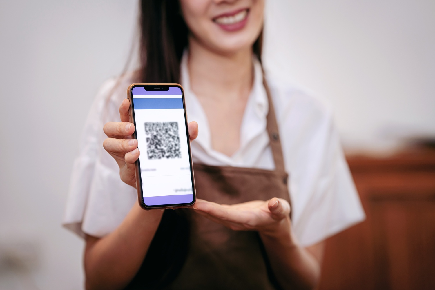 7 Reasons To Switch to a Smart Business Card