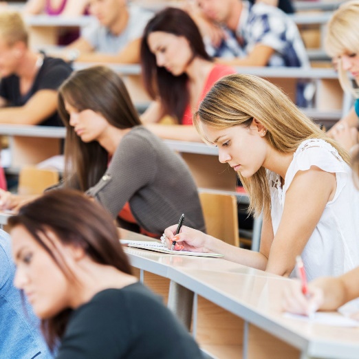 Чем занимается копирайтер?