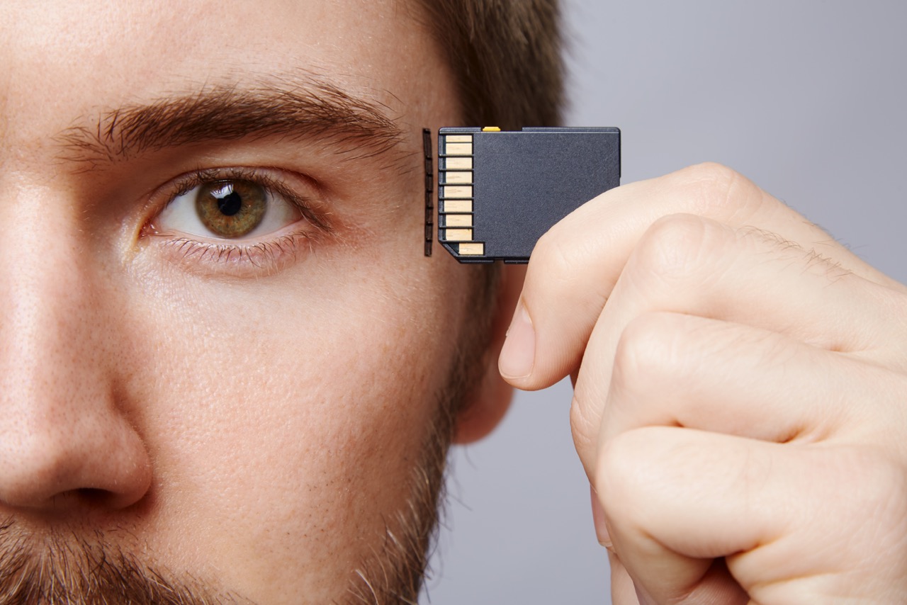 Что творят с памятью интернет и смартфон и можно ли с этим бороться